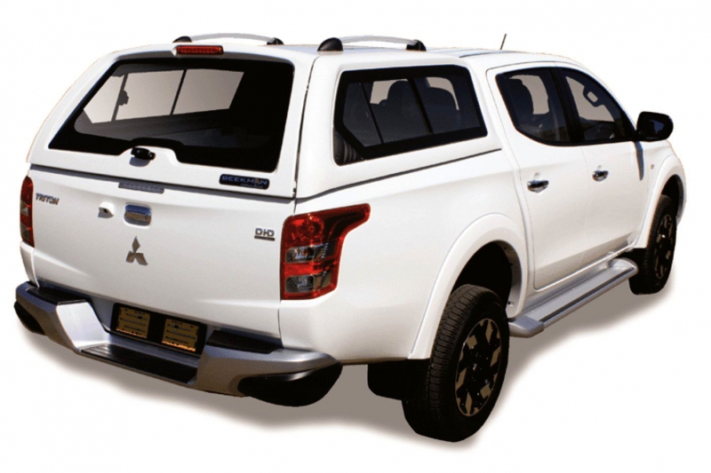 Low line Executive - Mitsubishi Triton