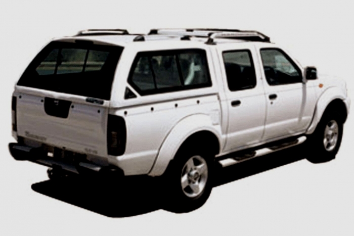 Low line Executive - Nissan NP 300