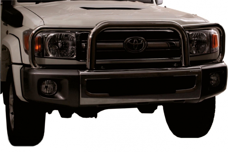 Toyota Landcruiser - Grill Guard